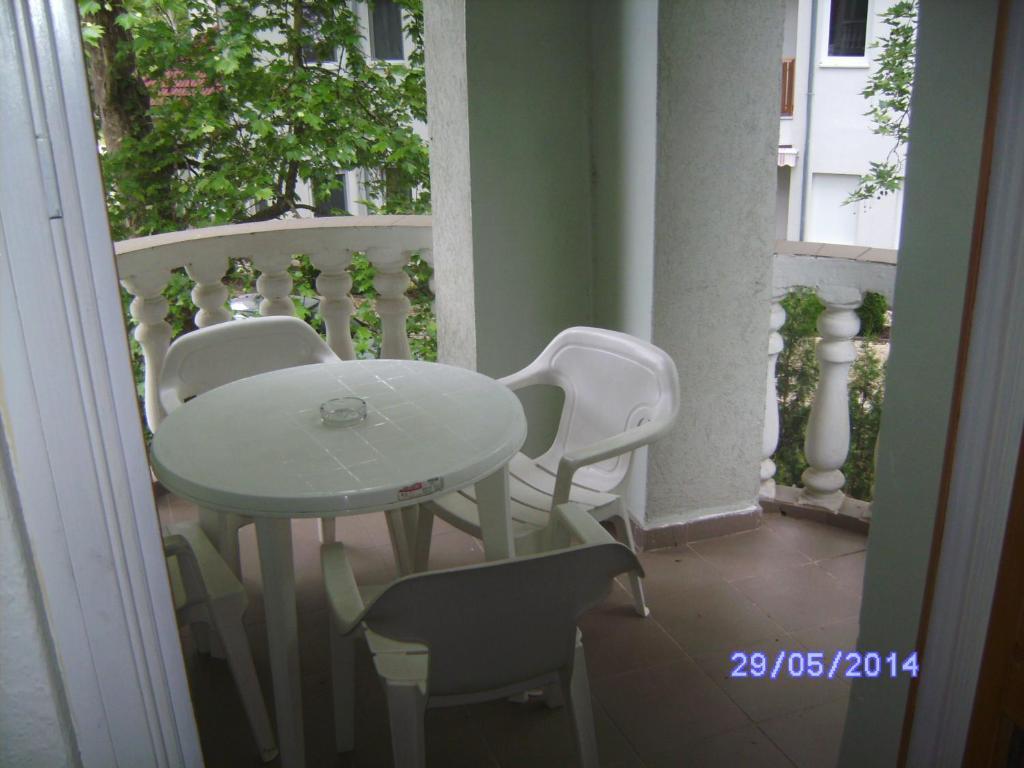 Szemesi Villa Balatonszarszo Δωμάτιο φωτογραφία